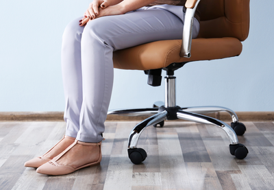 How Sitting All Day Affects Your Feet – and Why Standing More is a Game Changer