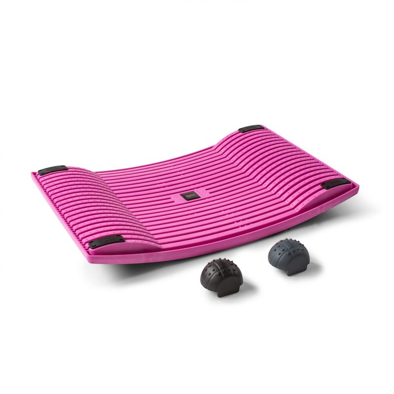 GYMBAマッサージ ストレッチボード　bymba board 足の専門店が探し求めたトレーニングボード」涼しい顔で仕事し